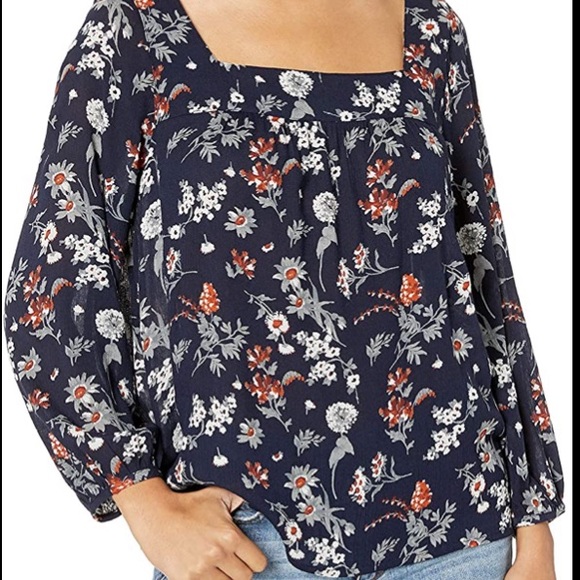 Lucky Brand Tops - Navy Lucky Brand Laine peasant shirt!